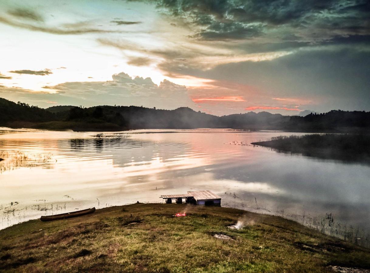 Sunset Nam Ngum Resort 방 비엥 외부 사진